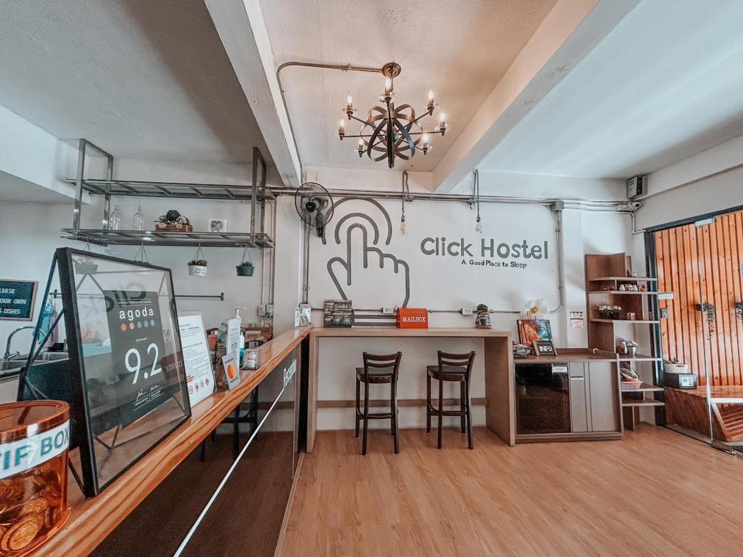 Click Hostel Bangkok Eksteriør bilde