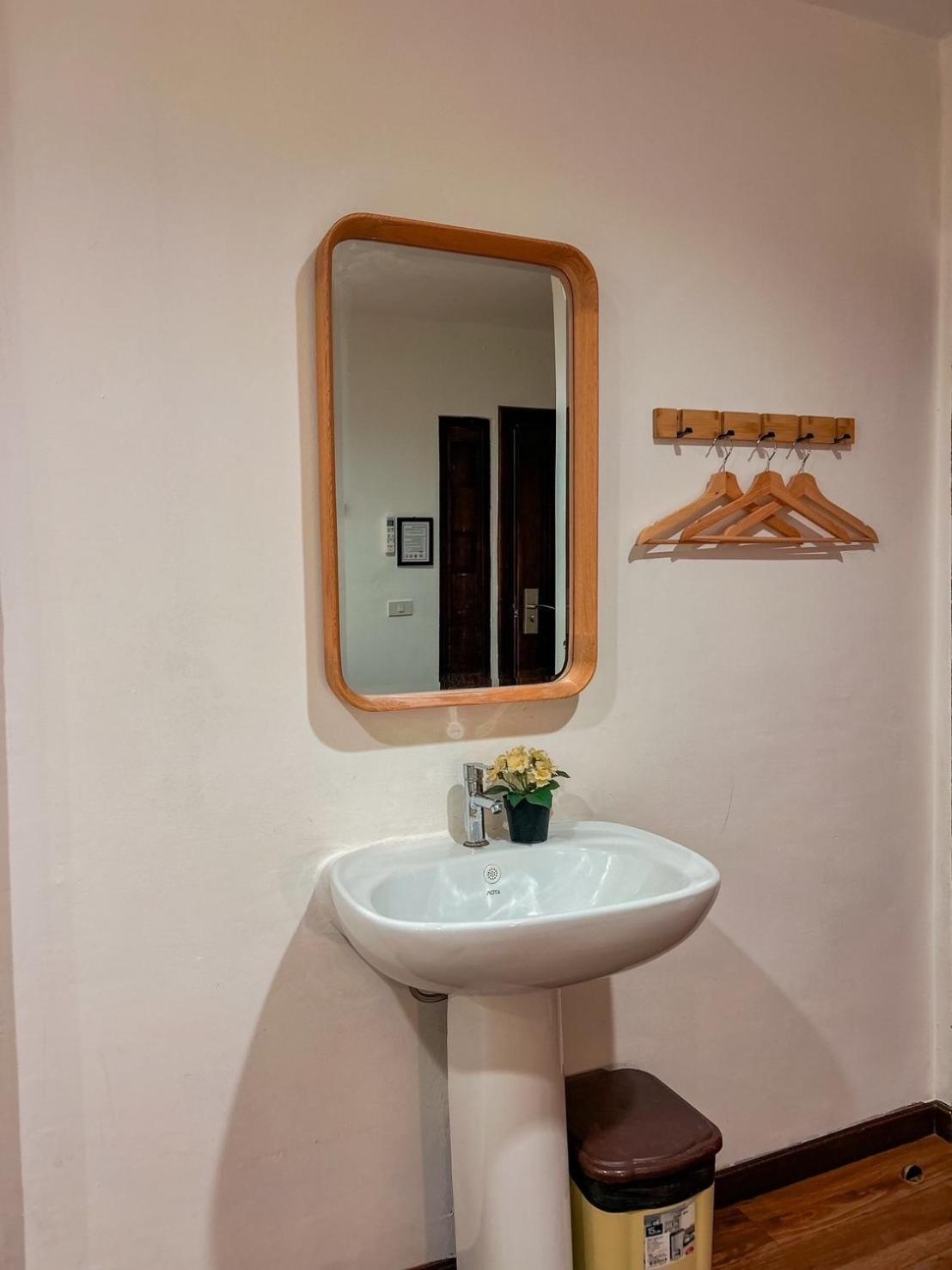 Click Hostel Bangkok Eksteriør bilde